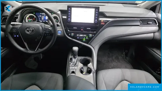 TOYOTA CAMRY 2.5 LE HYBRID