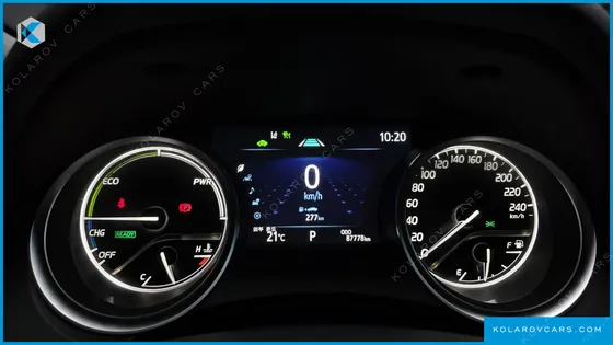 TOYOTA CAMRY 2.5 LE HYBRID