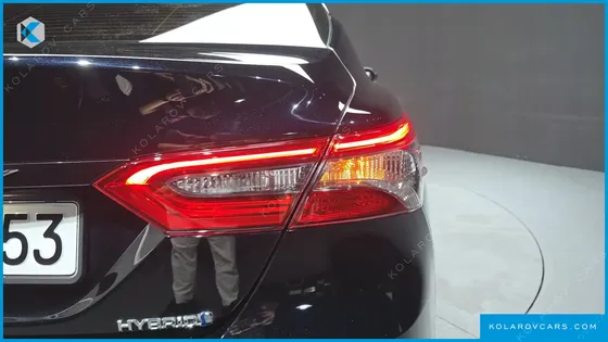TOYOTA CAMRY 2.5 LE HYBRID