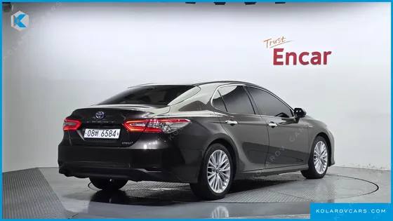 TOYOTA CAMRY 2.5 XLE HYBRID