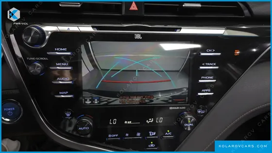 TOYOTA CAMRY 2.5 XLE HYBRID