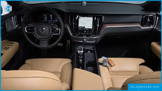 VOLVO V60 B5 ULTRA AWD