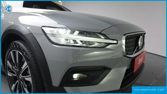 VOLVO V60 B5 ULTRA AWD