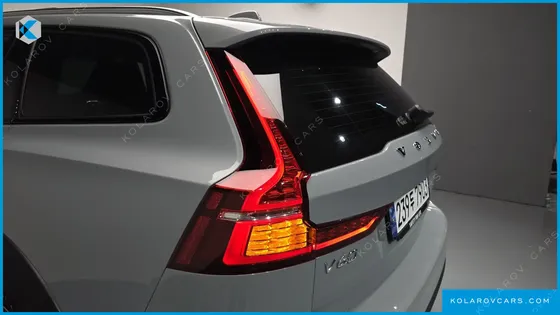 VOLVO V60 B5 ULTRA AWD