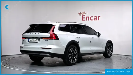 VOLVO V60 B5 ULTIMATE AWD