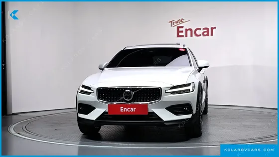 VOLVO V60 B5 ULTIMATE AWD