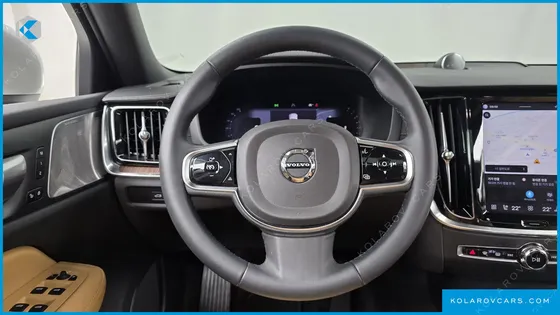 VOLVO V60 B5 ULTIMATE AWD