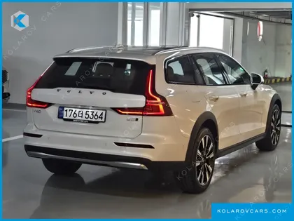 VOLVO V60 B5 ULTRA AWD