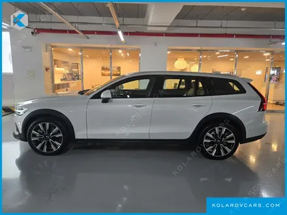VOLVO V60 B5 ULTRA AWD