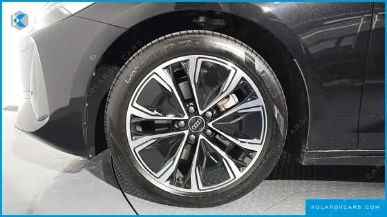 AUDI A5 40 TFSI QUATTRO ADVANCED