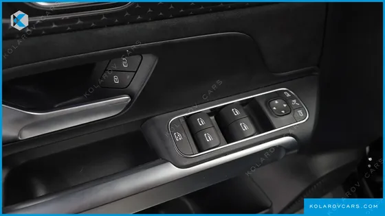 MERCEDES EQB EQB300 4MATIC AMG LINE