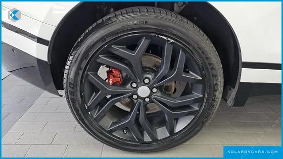 LAND ROVER RANGE ROVER VELAR 3.0 D300 R-DYNAMIC HSE