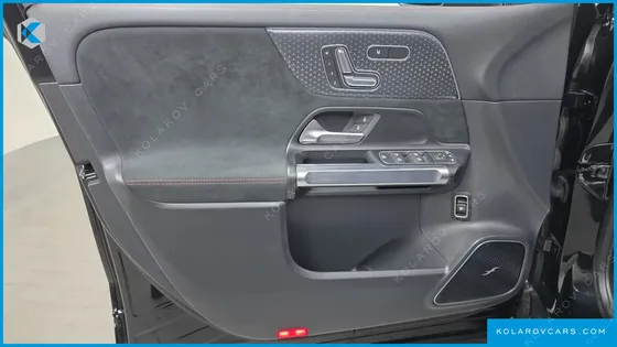 MERCEDES EQB EQB300 4MATIC AMG LINE