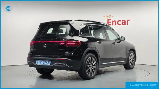 MERCEDES EQB EQB300 4MATIC AMG LINE