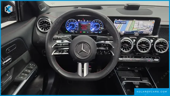 MERCEDES EQB EQB300 4MATIC AMG LINE