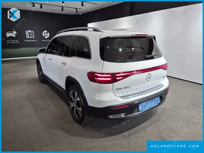 MERCEDES EQB EQB300 4MATIC PROGRESSIVE
