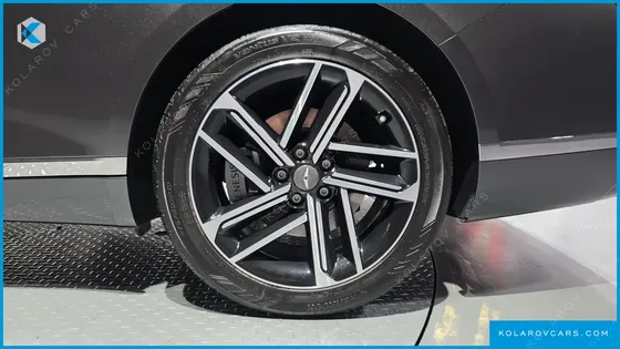 GENESIS G80 GASOLINE 2.5 TURBO 2WD