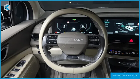KIA CARNIVAL GASOLINE 7-SEATER NOBLESSE
