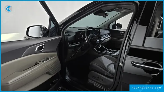KIA CARNIVAL DIESEL 9-SEATER NOBLESSE