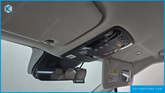 KIA CARNIVAL DIESEL 9-SEATER NOBLESSE