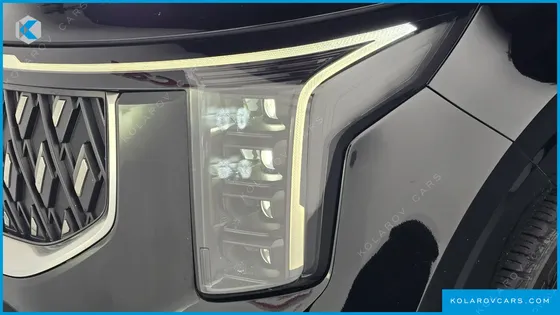 KIA CARNIVAL DIESEL 9-SEATER NOBLESSE
