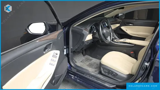TOYOTA AVALON 2.5 HYBRID
