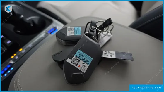 KIA CARNIVAL HEV 7SEATER GRAVITY