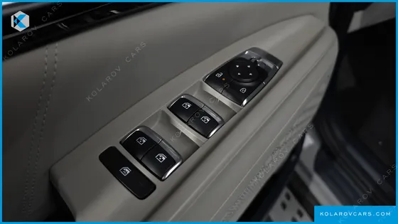 KIA CARNIVAL HEV 7SEATER GRAVITY