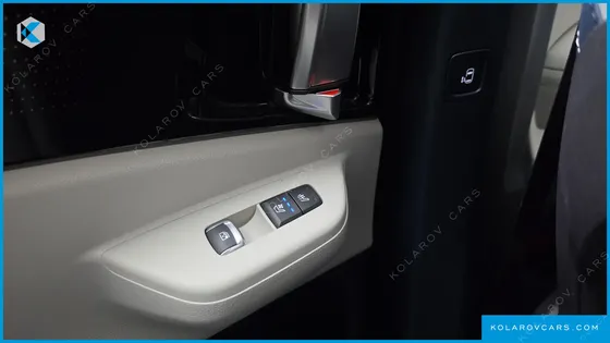 KIA CARNIVAL HEV 7SEATER GRAVITY