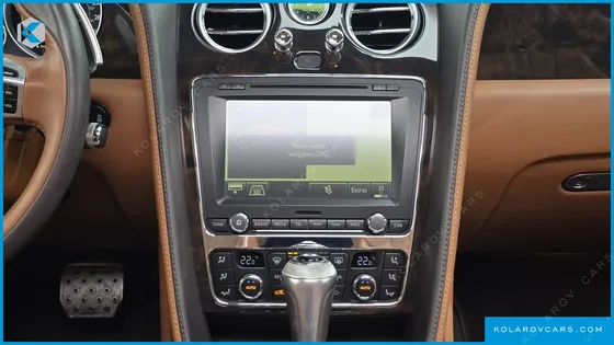 BENTLEY FLYING SPUR 4.0