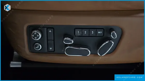 BENTLEY FLYING SPUR 4.0