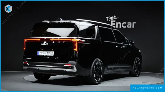 KIA CARNIVAL GASOLINE 7-SEATER SIGNATURE