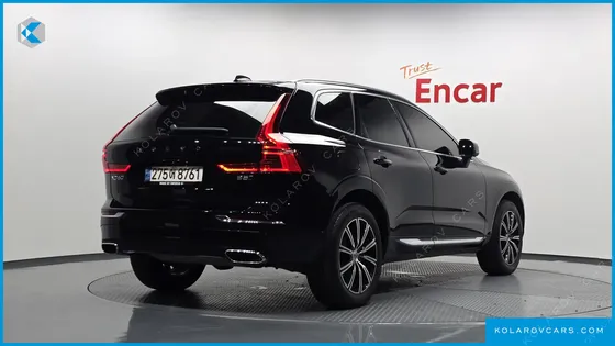 VOLVO XC60 B5 INSCRIPTION