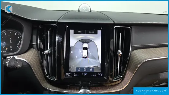 VOLVO XC60 B5 INSCRIPTION