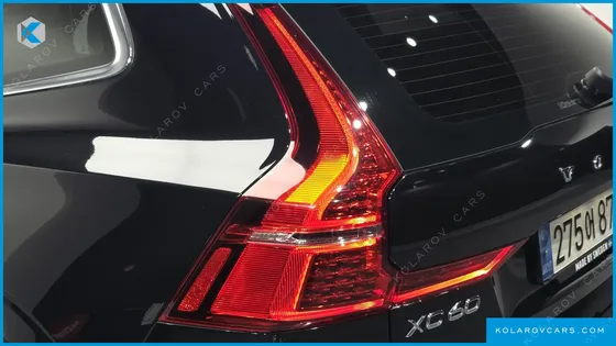 VOLVO XC60 B5 INSCRIPTION
