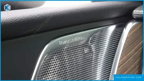 VOLVO XC60 B5 INSCRIPTION
