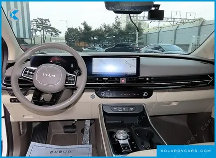KIA CARNIVAL GASOLINE 9-SEATER HI LIMOUSINE