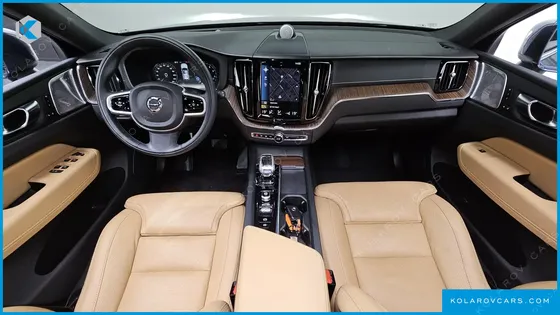VOLVO XC60 B5 INSCRIPTION
