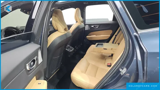 VOLVO XC60 B5 INSCRIPTION