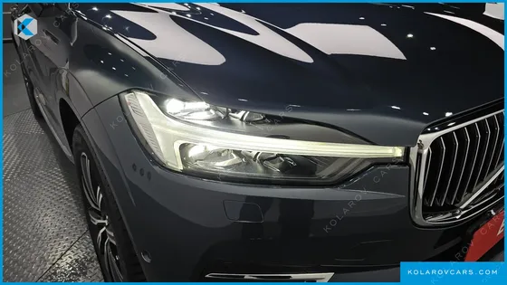 VOLVO XC60 B5 INSCRIPTION