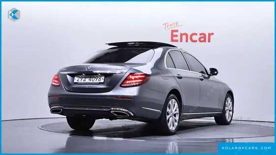MERCEDES E-CLASS E300 4MATIC EXCLUSIVE