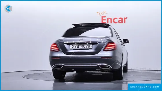 MERCEDES E-CLASS E300 4MATIC EXCLUSIVE