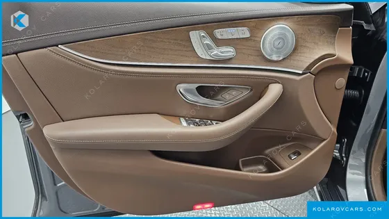 MERCEDES E-CLASS E300 4MATIC EXCLUSIVE