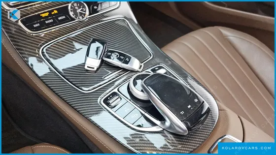 MERCEDES E-CLASS E300 4MATIC EXCLUSIVE