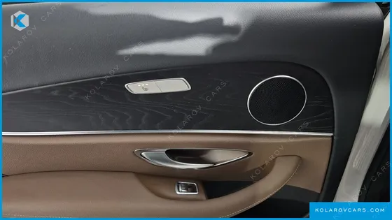 MERCEDES E-CLASS E220D AVANTGARDE