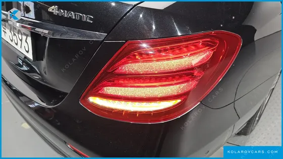 MERCEDES E-CLASS E300 AVANTGARDE