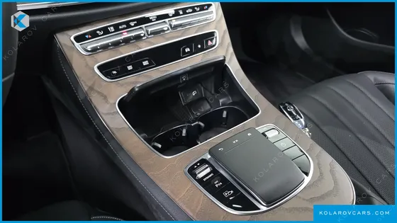 MERCEDES E-CLASS E300E 4MATIC EXCLUSIVE