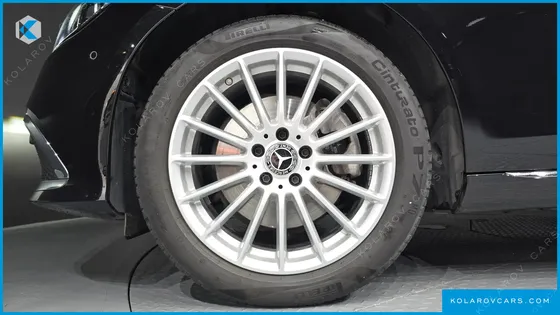 MERCEDES E-CLASS E220D 4MATIC EXCLUSIVE