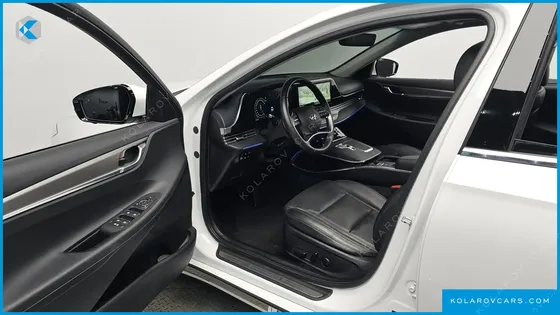 HYUNDAI GRANDEUR LE BLANC