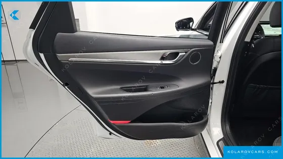 HYUNDAI GRANDEUR LE BLANC